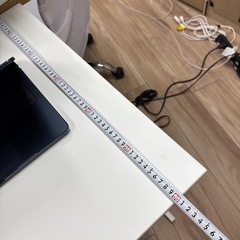 オフィスデスクの画像