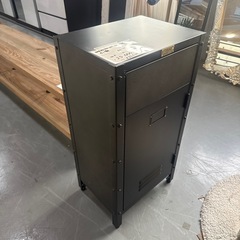 アメリカンビンテージ調ゴミ箱の画像