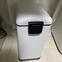 ペダル式 ゴミ箱 10L用の画像