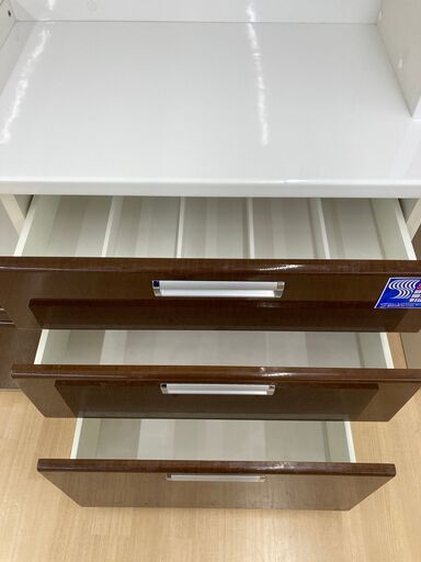 A-221★ジモティ割引あり★【リユースのサカイ野々市店】食器棚2枚茶色　(幅)141cm×(奥行き)50cm×(高さ)200cm ※