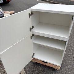 【IKEA】 キャビネット 扉2枚  キッチン収納　収納棚　棚　白　ホワイトの画像