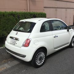 フィアット500 1.2 8vラウンジ　ガラスルーフ　ワンオーナー車　内外装綺麗　取扱説明書　点検記録簿ありの画像