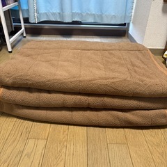 毛布、新品組布団の画像