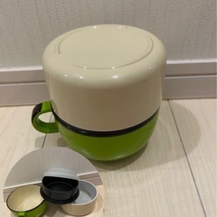 弁当箱の画像