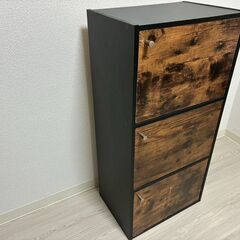 3ドアボックス　コーナーラック （コーナン）の画像
