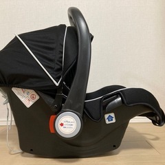 チャイルドシート　新生児から1才までの画像