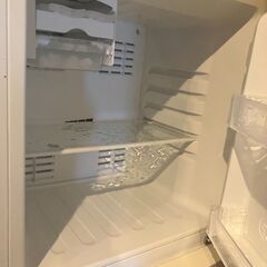 2ドア冷蔵庫 228L 16年製 の画像