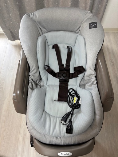 取引中　ネムリラ AUTO SWING ミントグレー