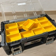 KETER ツールボックス　工具箱　ケーターの画像