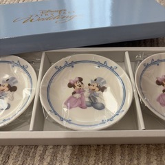ディズニー　Disney 食器 プレート 絵皿 お皿 引出物　アンバサダーホテル　結婚式　限定　箱付の画像