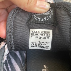 adidas レディースシューズ24.5cmの画像