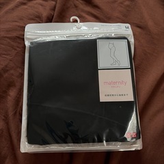 お産用パッド、破水セット、マタニティレギンスなどの画像