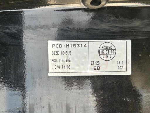 18インチ 9.5J+28 OFF BEAT Phantom 社 外アルミホイール STW-244 5穴 PCD114.3 4本セット