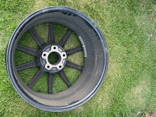 18インチ 9.5J+28 OFF BEAT Phantom 社 外アルミホイール STW-244 5穴 PCD114.3 4本セット