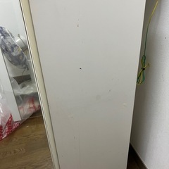 食器棚の画像
