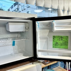 2025年製 美品 中古 ブラック COMFEE' 冷蔵庫 45L RCD45BL(E)の画像