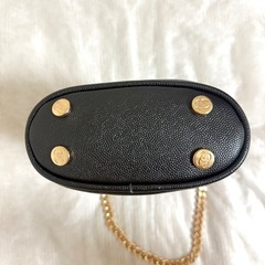 CHANEL ブラック ショルダーバッグ VIP ノベルティの画像