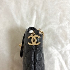 CHANEL ブラック ショルダーバッグ VIP ノベルティの画像