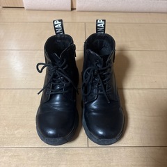 子供用ブーツ2足セットの画像