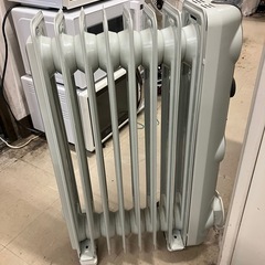 O 2509-511 デロンギ　オイルヒーター　ホワイトブラウン　HJ0812 通電確認済み　キズ汚れありの画像