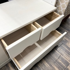 M【中古品】美品 TVボード ロータイプ 北欧風 ホワイト 木目調 収納家具 チェストの画像