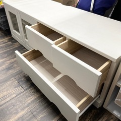 M【中古品】美品 TVボード ロータイプ 北欧風 ホワイト 木目調 収納家具 チェストの画像
