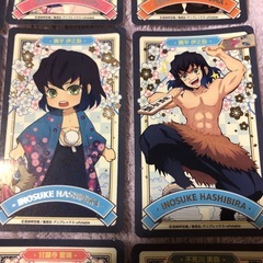 新品、未使用。 アニメスタイルのキャラクターカード9枚セット、桜の花背景付き。  - キャラクター名: 炭治郎、禰豆子、善逸、義勇、しのぶ、カナヲ、冨岡義勇、甘露寺蜜璃、時透無一郎 - デザイン: アニメスタイルのイラスト、桜の花背景 - 数量: 9枚セット - サイズ: 標準的なカードサイズ  非売品。 コレクションにもおすすめです。  ご覧いただきありがとうございます。の画像