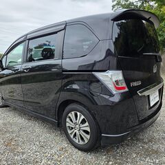 フリード☆ハイブリッド ジャストセレクション☆車検令和8年2月☆社外SDナビ☆CD☆DVD☆地デジ☆BT☆クルコン☆ETC☆両側パワースライドDの画像