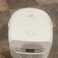 炊飯器の画像
