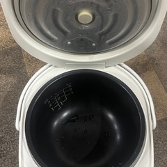 炊飯器の画像