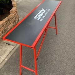 スキーチューンナップテーブルの画像