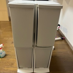 ゴミ箱の画像