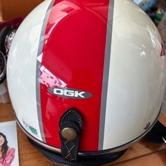 ゴーグル付き半ヘルメットの画像