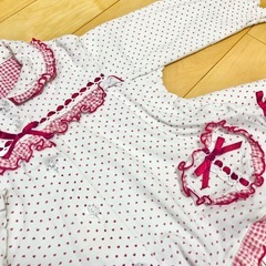 110cm  長袖パジャマ　の画像