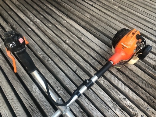 刈払機 草刈機  共立