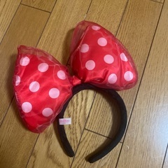 Disneyミニーちゃんカチューシャの画像