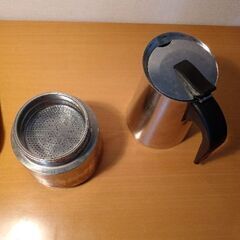 フッ素加工フライパン、大容量マキネッタ（どちらもIH、ガス火対応）トムとジェリーいちばんくじクッションの画像