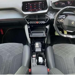 ⭐️値下げ⭐️プジョー2008 GT限定車の画像
