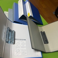 無料二つ穴ファイルたくさんの画像