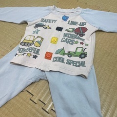 子どもパジャマ2セット95㎝
の画像