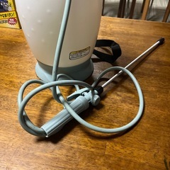 蓄圧式噴霧器4ℓの画像