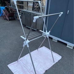 室内　物干し　部屋干し　折りたたみ　衣類　洗濯　ラック　X型　中古　④の画像