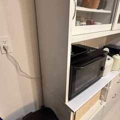 食器棚の画像