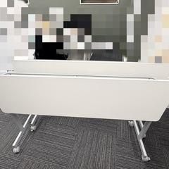 会議用テーブル　2台の画像