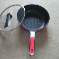 フライパンと鍋　大幅な値下げの画像