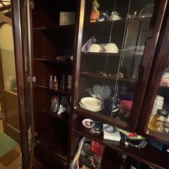 食器棚の画像