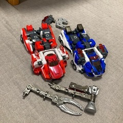 ドライブヘッド2体とオマケの画像