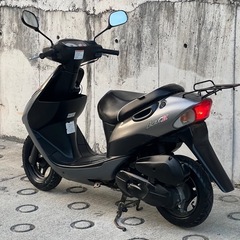 大人気セール‼️安心の前後タイヤ新品✨️バッテリー充電済み🔋嬉しいオイル満タン補充済み🈵オイル交換不要⭕️継ぎ足しだけで🆗2サイクルでパワフルな走り💨CA1PAレッツ2✴の画像
