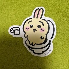 ちいかわうさぎステッカーの画像