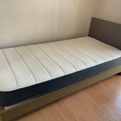 シングルベッドの画像